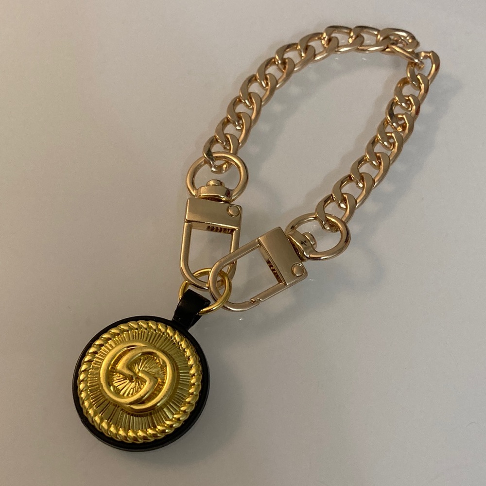 Gucci Button Charm Upcycled - Picture 2 of 8